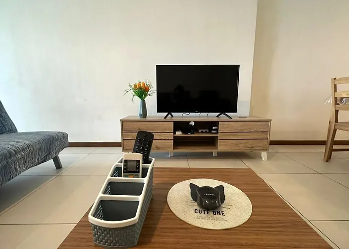 Landmark Stunning High Floor Coast View Studio #Netflix #Fast Wifi
