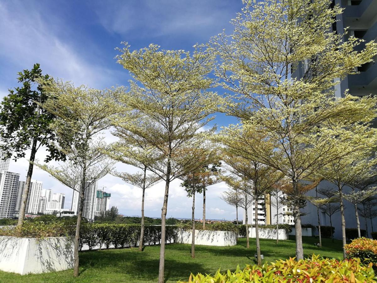 Pangsapuri Landmark Stunning High Floor Coast View #netflix #fast Wifi